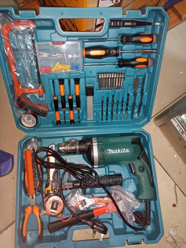 Makita Electric Hand Toolkit
