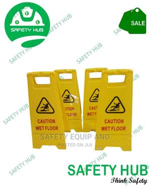 Caution Boards/Plastic Boards - thumbnail 2