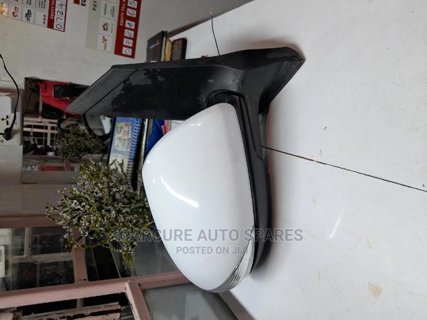 Demio Side Mirror With Indicator - main view