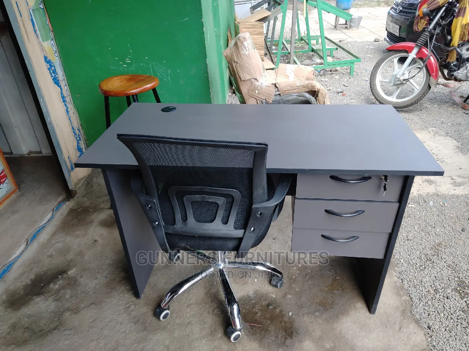 Studying Table and Chair.