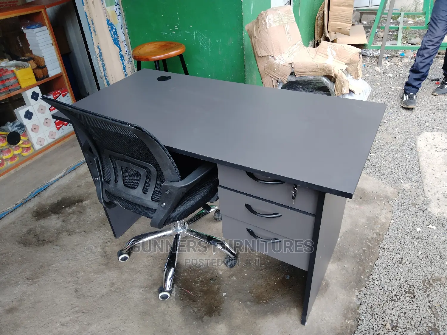 Studying Table and Chair.
