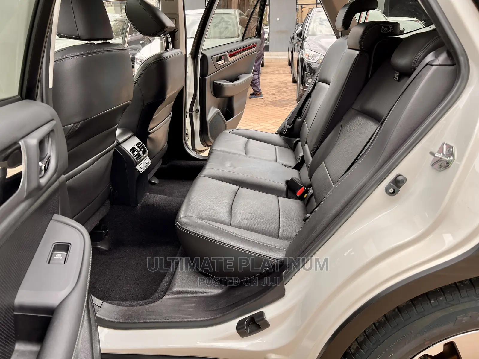 Subaru Outback 2.5i Limited AWD 2016 White