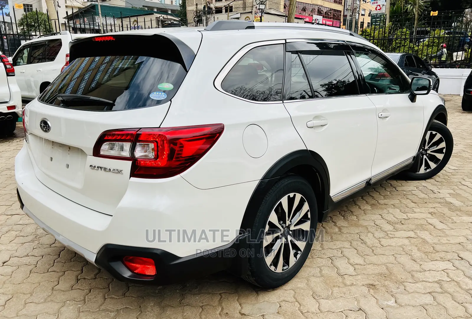 Subaru Outback 2.5i Limited AWD 2016 White