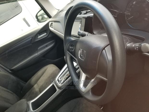 Honda Shuttle 2015 Silver - thumbnail 6