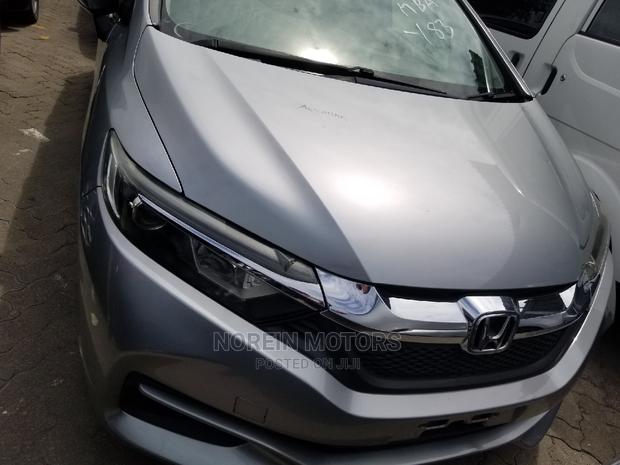 Honda Shuttle 2015 Silver - thumbnail 2