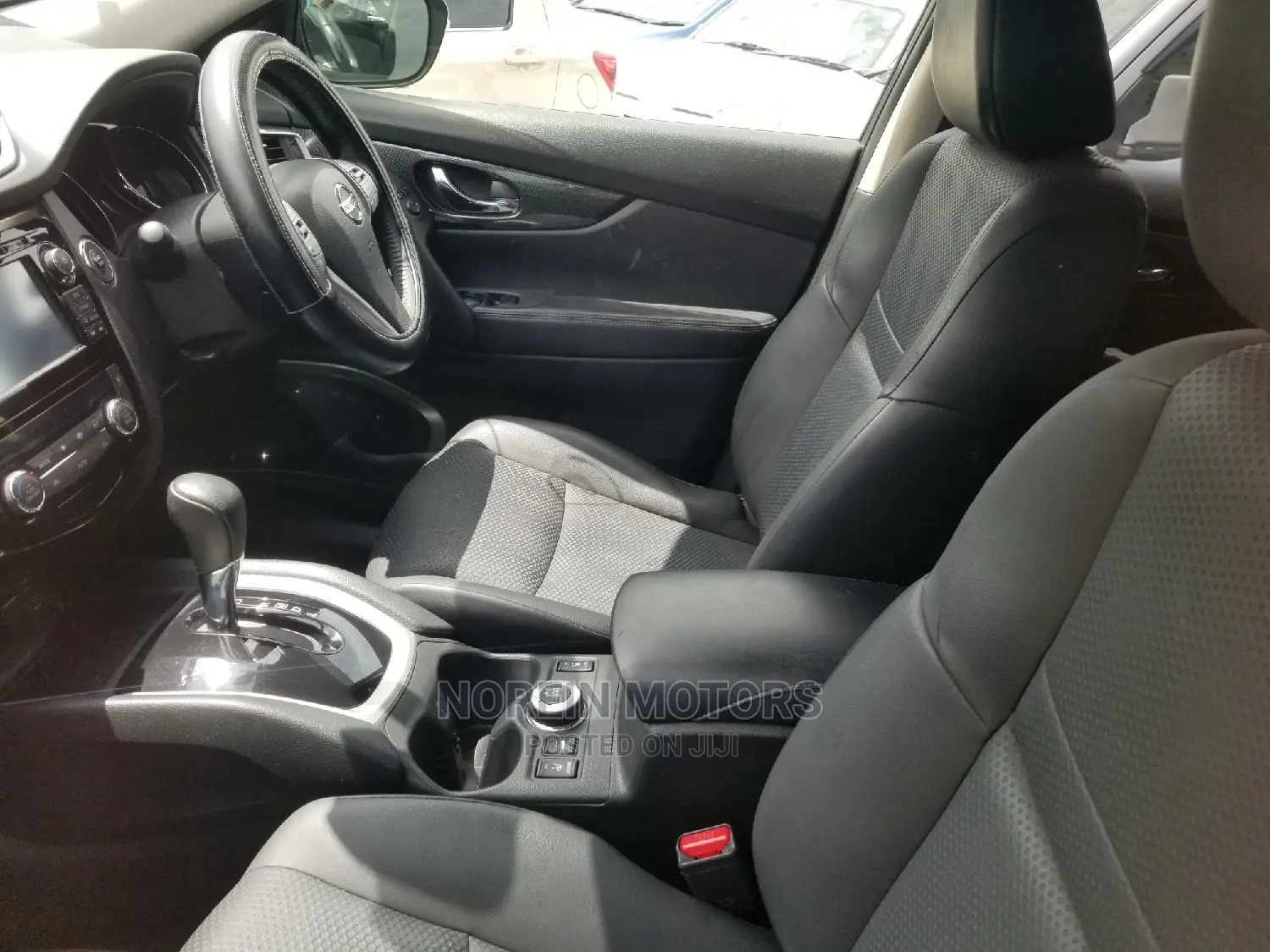 Nissan X-Trail 2015 Gray