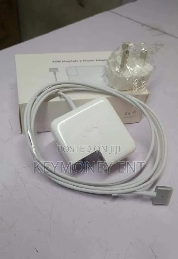 45watts Lshaped Macbook Pro Adapter - main view