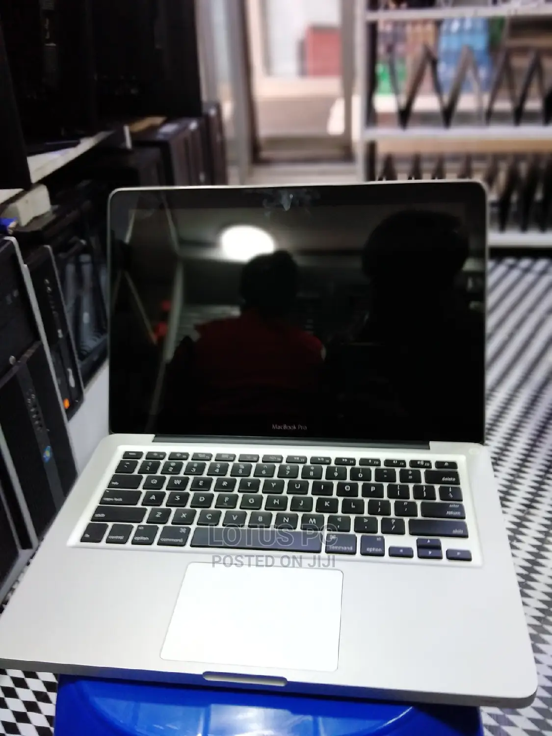 Laptop Apple MacBook Pro 4GB Intel Core I5 HDD 500GB