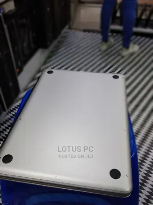 Laptop Apple MacBook Pro 4GB Intel Core I5 HDD 500GB