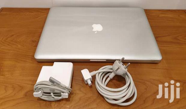 Laptop Apple MacBook Pro 4GB Intel Core i5 HDD 500GB