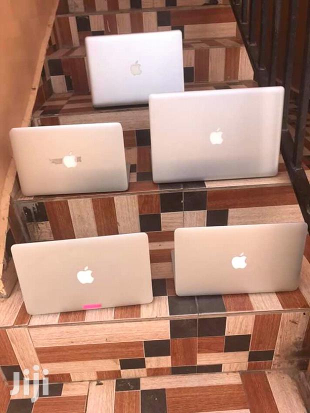 Laptop Apple MacBook Pro 4GB Intel Core i5 HDD 500GB