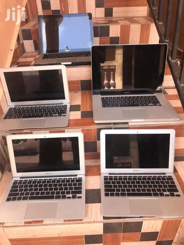 Laptop Apple MacBook Pro 4GB Intel Core i5 HDD 500GB