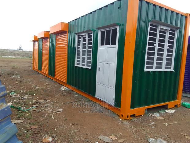 Shipping Container Store/Shipping Container Stalls - main view