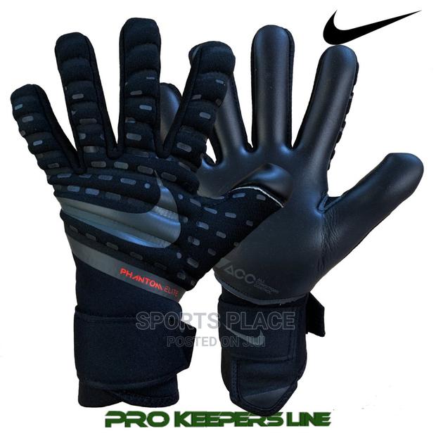 Nike Phantom Elite Goalkeeper Black - main view