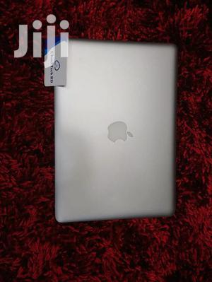 Laptop Apple MacBook Pro 4GB Intel Core i5 HDD 500GB