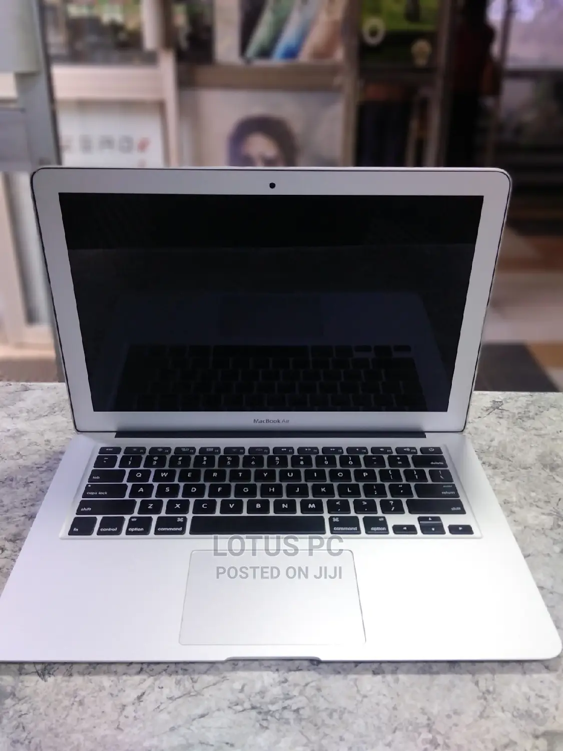 Laptop Apple MacBook 2017 8GB Intel Core I5 SSD 256GB