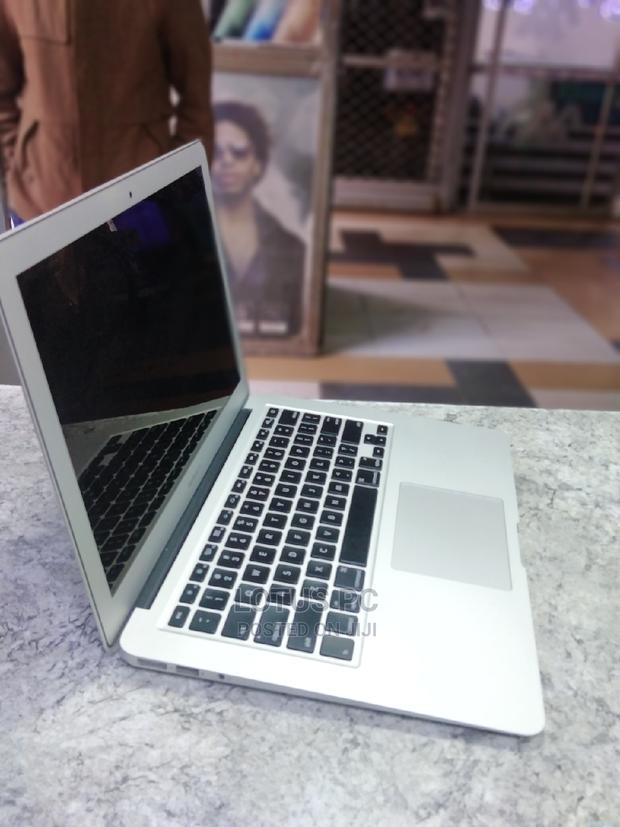 Laptop Apple MacBook Air 2017 8GB Intel Core I7 SSD 256GB - thumbnail 3