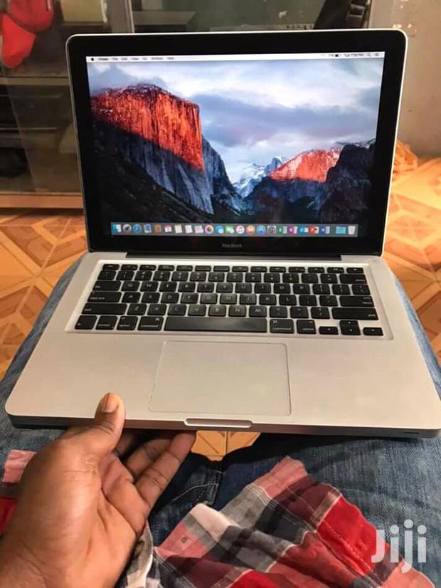 Laptop Apple MacBook Pro 4GB Intel Core i5 HDD 500GB - main view