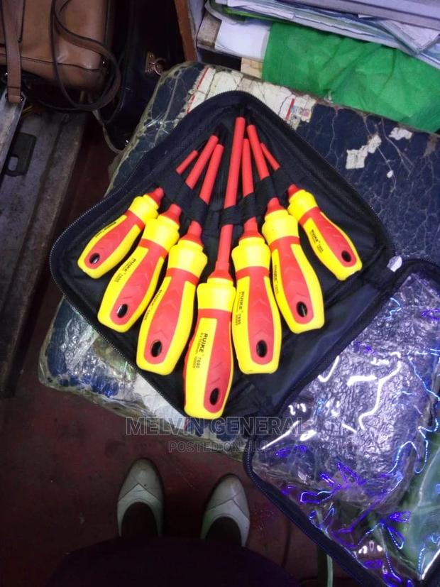 Insulated Screwdrivers - main view