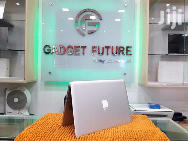 Laptop Apple MacBook Pro 4GB Intel Core i5 HDD 500GB - main view