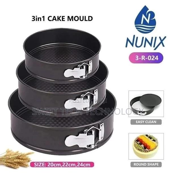 3 in 1 Cake Mould. - main view