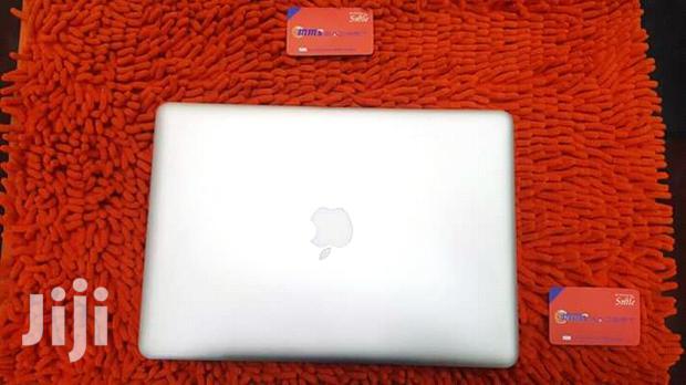 Laptop Apple MacBook Pro 4GB Intel Core i5 HDD 500GB - thumbnail 3