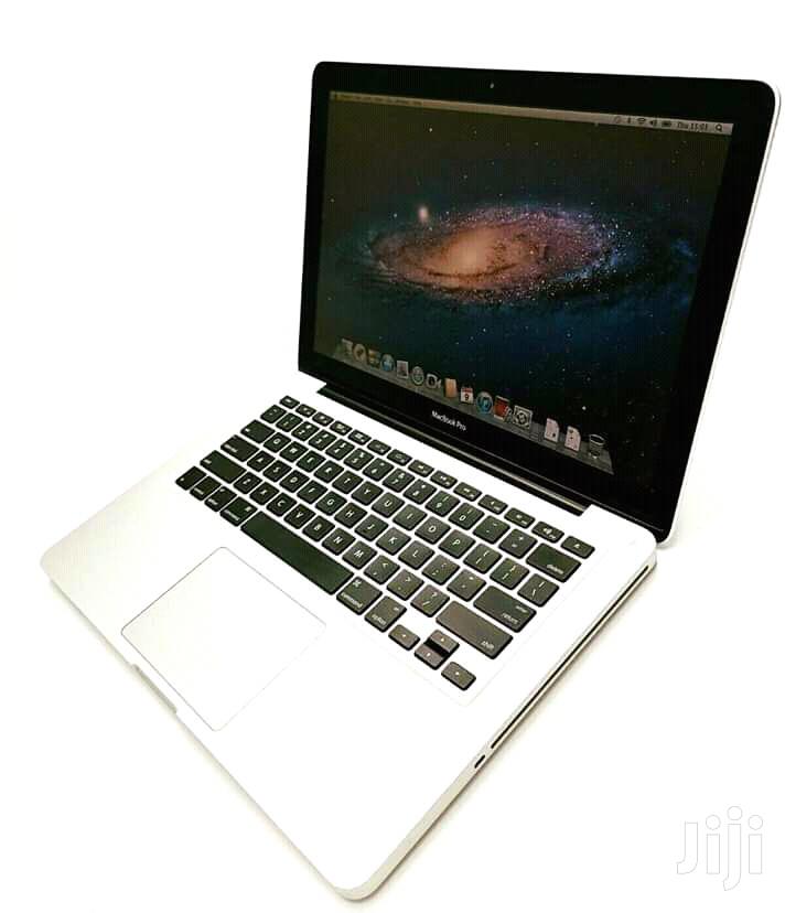 Laptop Apple MacBook Pro 4GB Intel Core i5 HDD 500GB