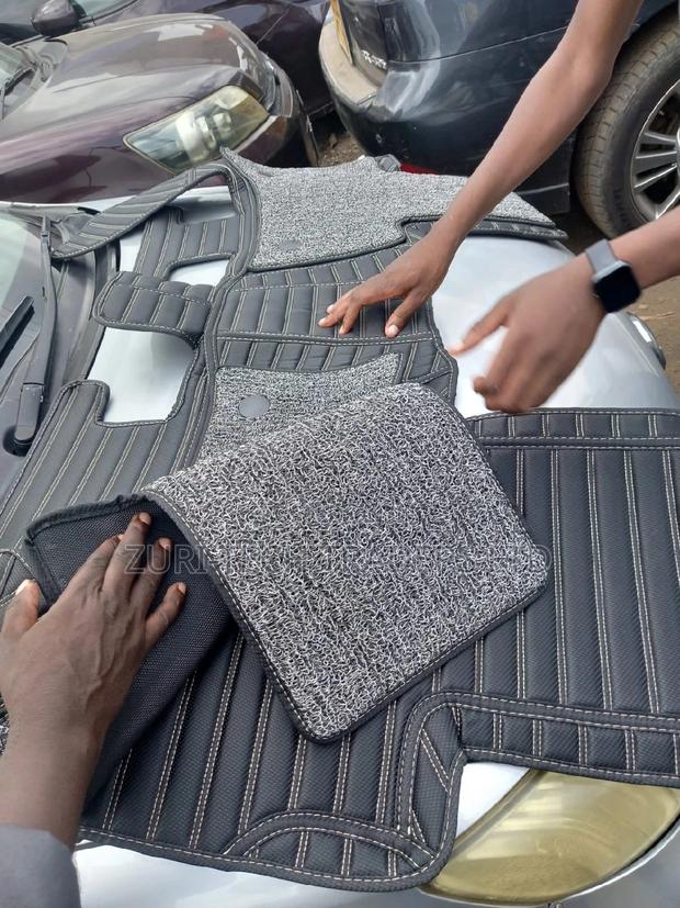 Customised Prado Floor Mats - main view