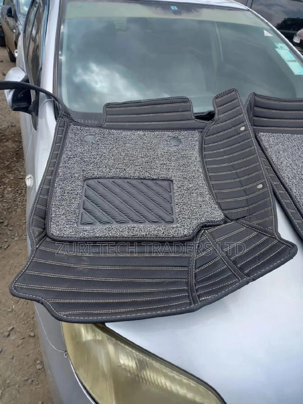 Customised Prado Floor Mats - thumbnail 7