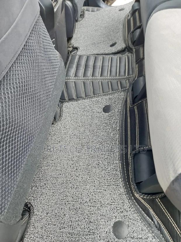Customised Prado Floor Mats - thumbnail 4