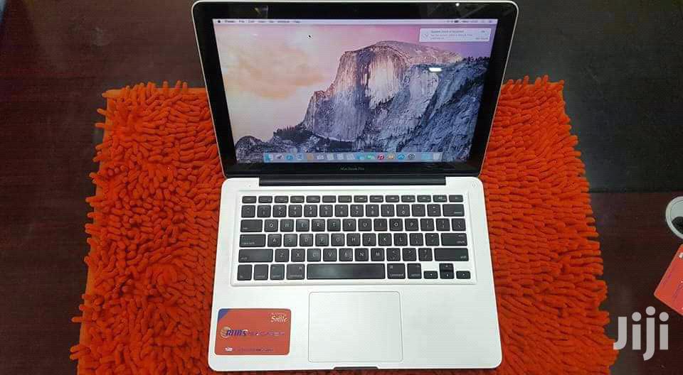Laptop Apple MacBook Pro 4GB Intel Core i5 HDD 500GB