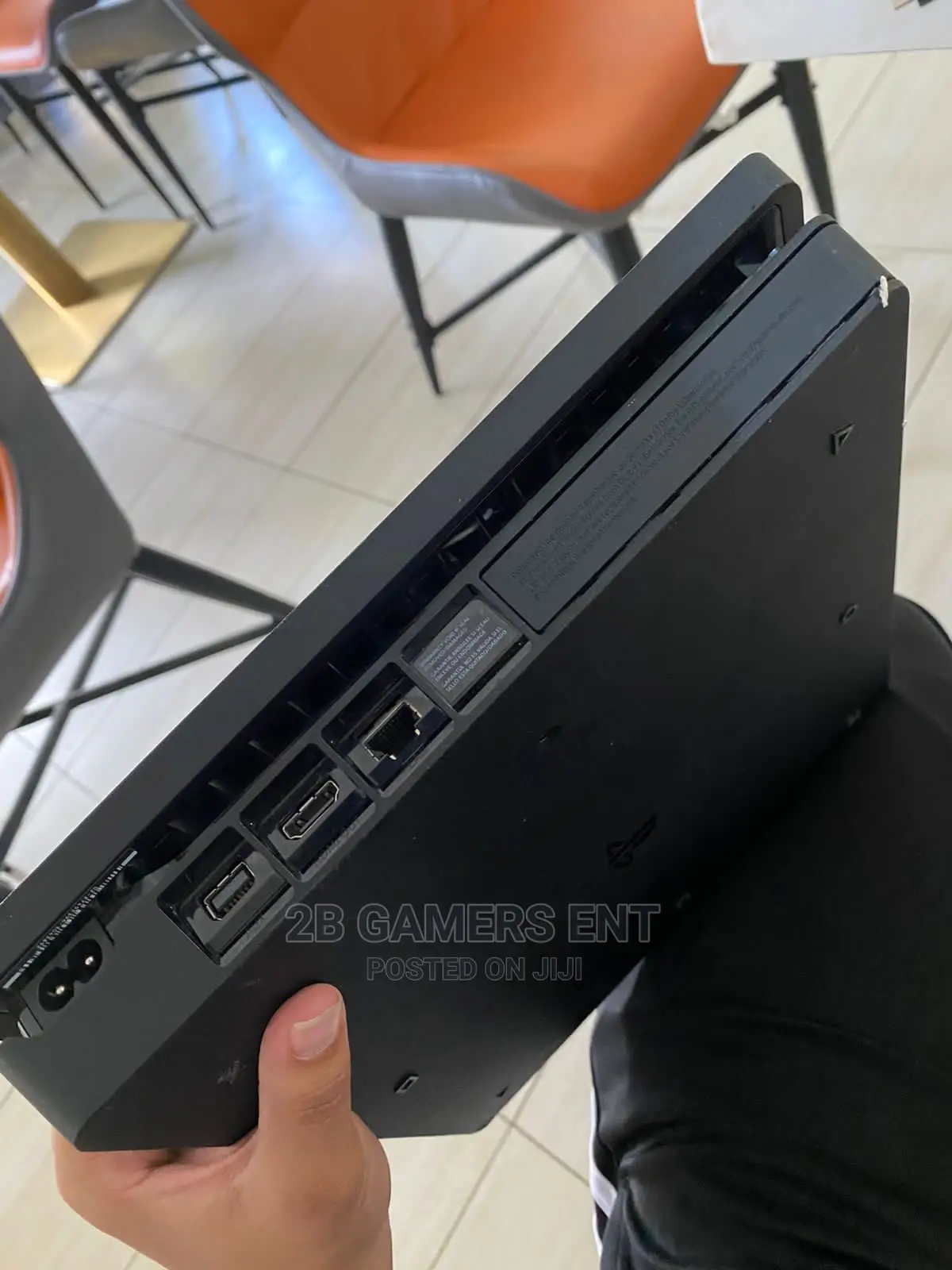Play Station 4 Chipped, Slim