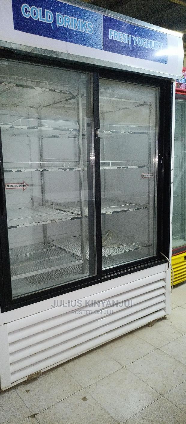 Double Door Showcase Fridge - thumbnail 2