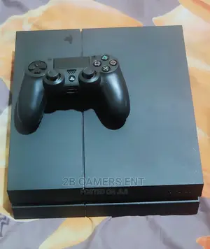 Play Station 4 Standard VERSION 500GB