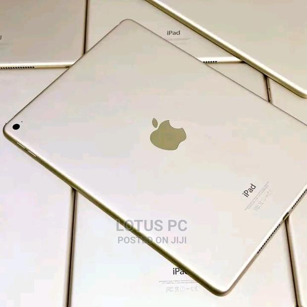 New Apple iPad Air 64 GB White - thumbnail 2