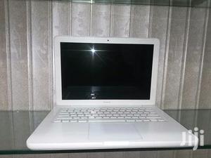 Laptop Apple MacBook 4GB Intel Core 2 Duo HDD 320GB - main view