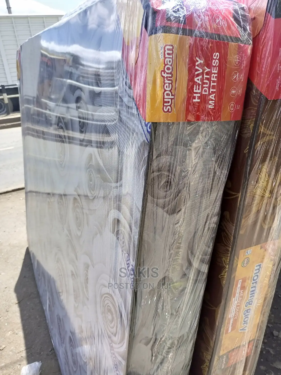 Mattress Za 5 by 6 High Density Ya 8inch. Kuna Delivery