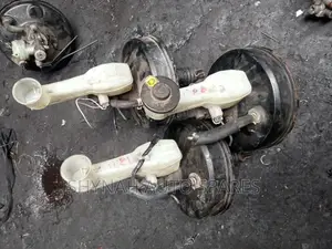 Brake Master Cylinder and Booster Complete Toyota Sienta Old