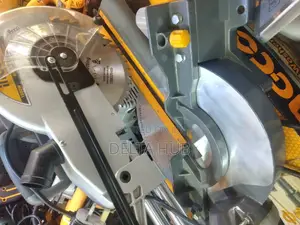 Durable Rotating Miter Saw