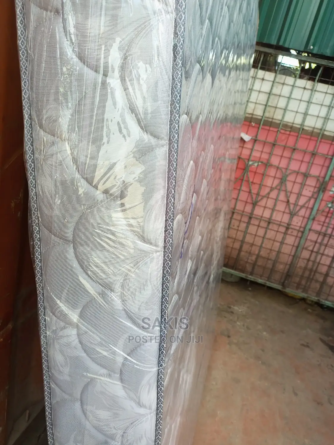 Mattress Ya Wawili Ya 4 by 6, 8inch Na Ni Quilted HD