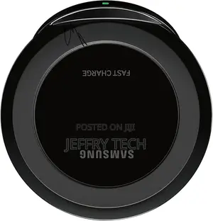 Samsung Qi Certified Fast Charge Wireless Charging Pad + Sta