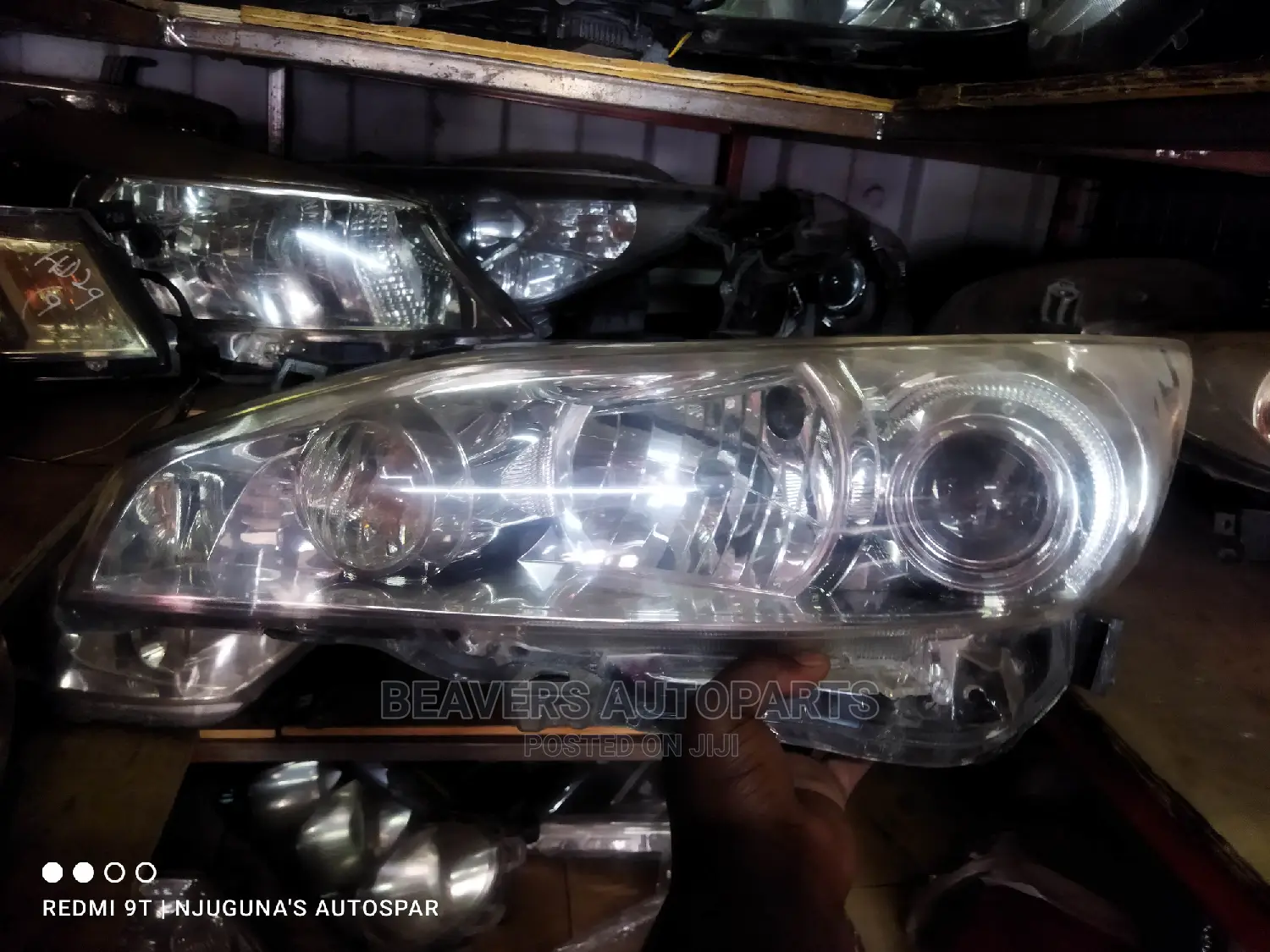 Wish 2012 Non Zenon Headlight