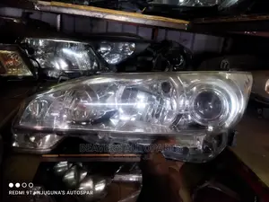Wish 2012 Non Zenon Headlight