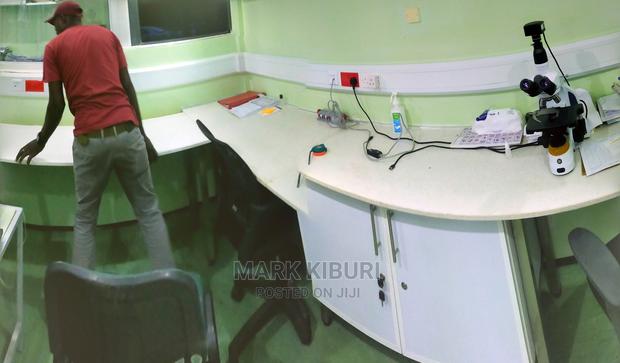 White Galaxy Granite-240x61cm - thumbnail 4