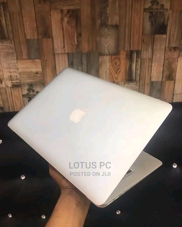 Laptop Apple MacBook Air 8GB Intel Core I5 SSD 256GB - main view