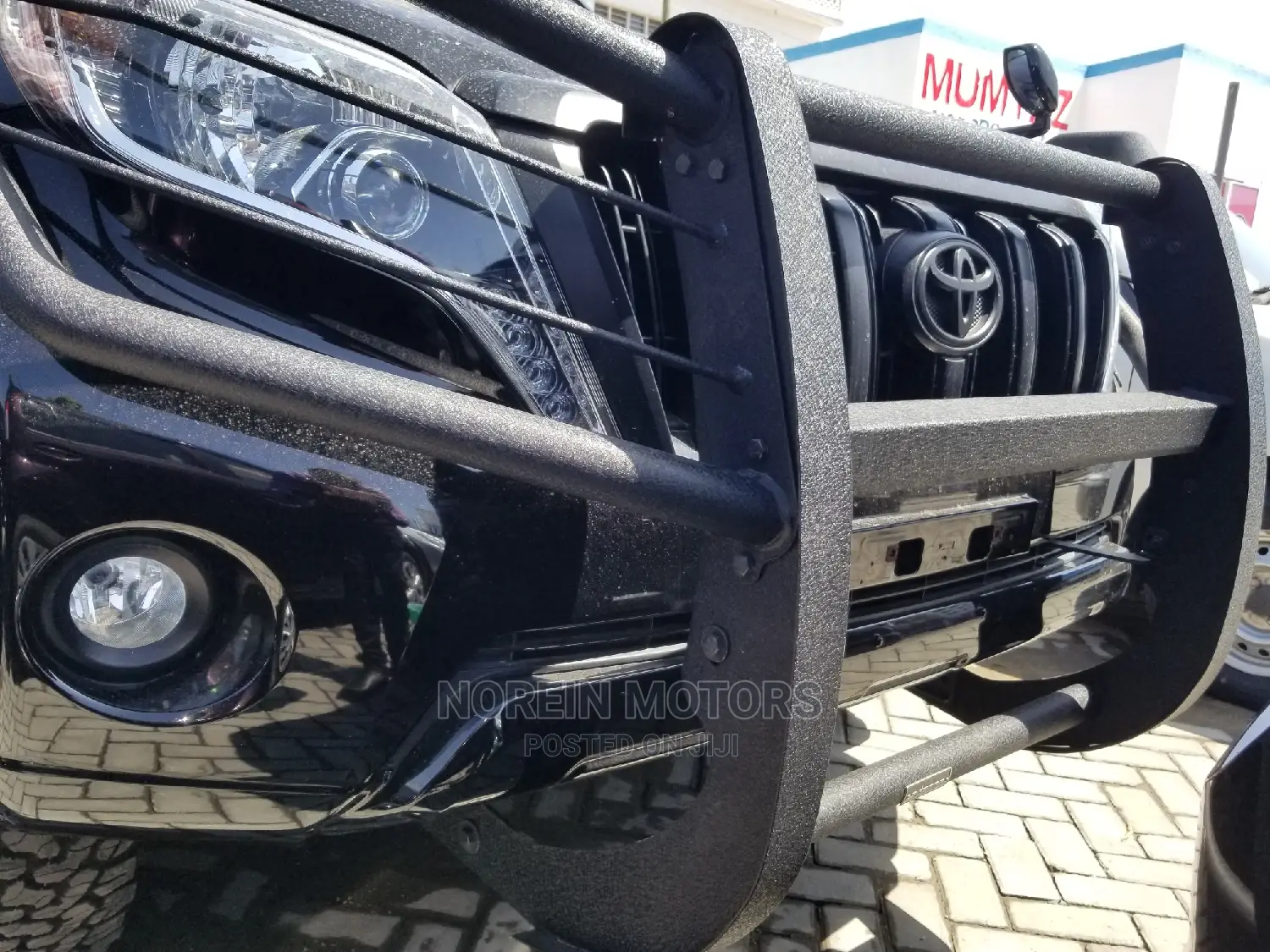 Toyota Land Cruiser Prado 2016 Black
