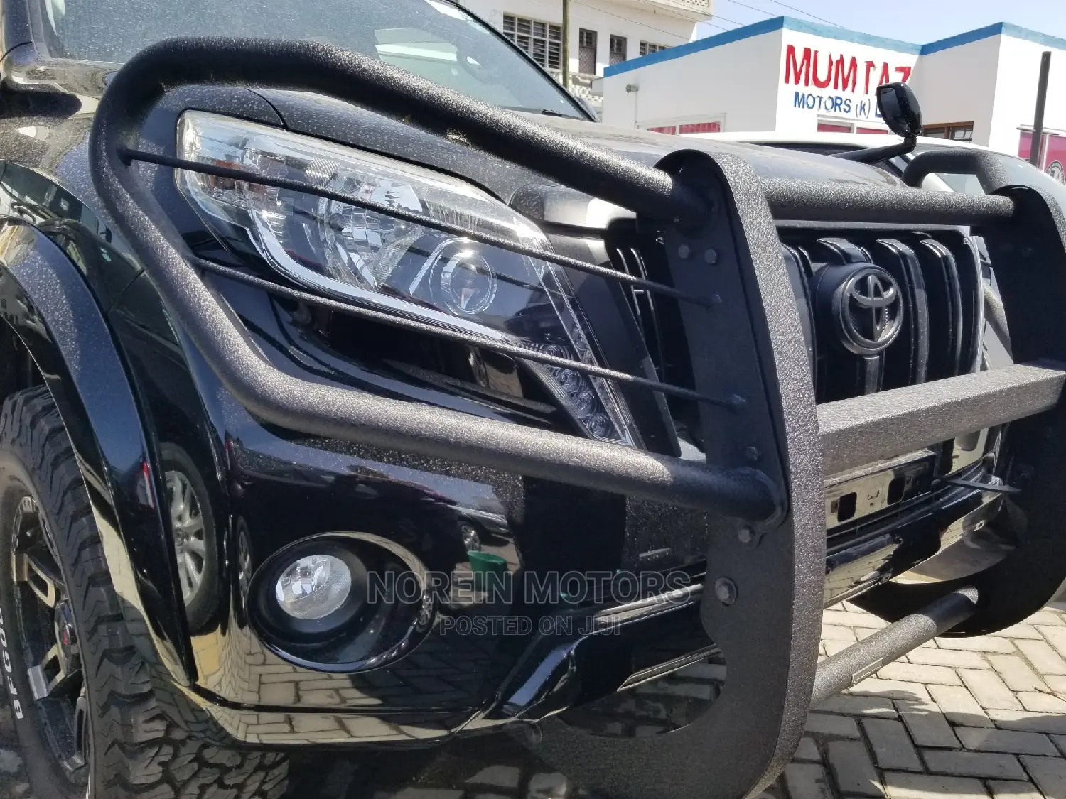 Toyota Land Cruiser Prado 2016 Black