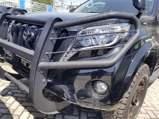 Toyota Land Cruiser Prado 2016 Black