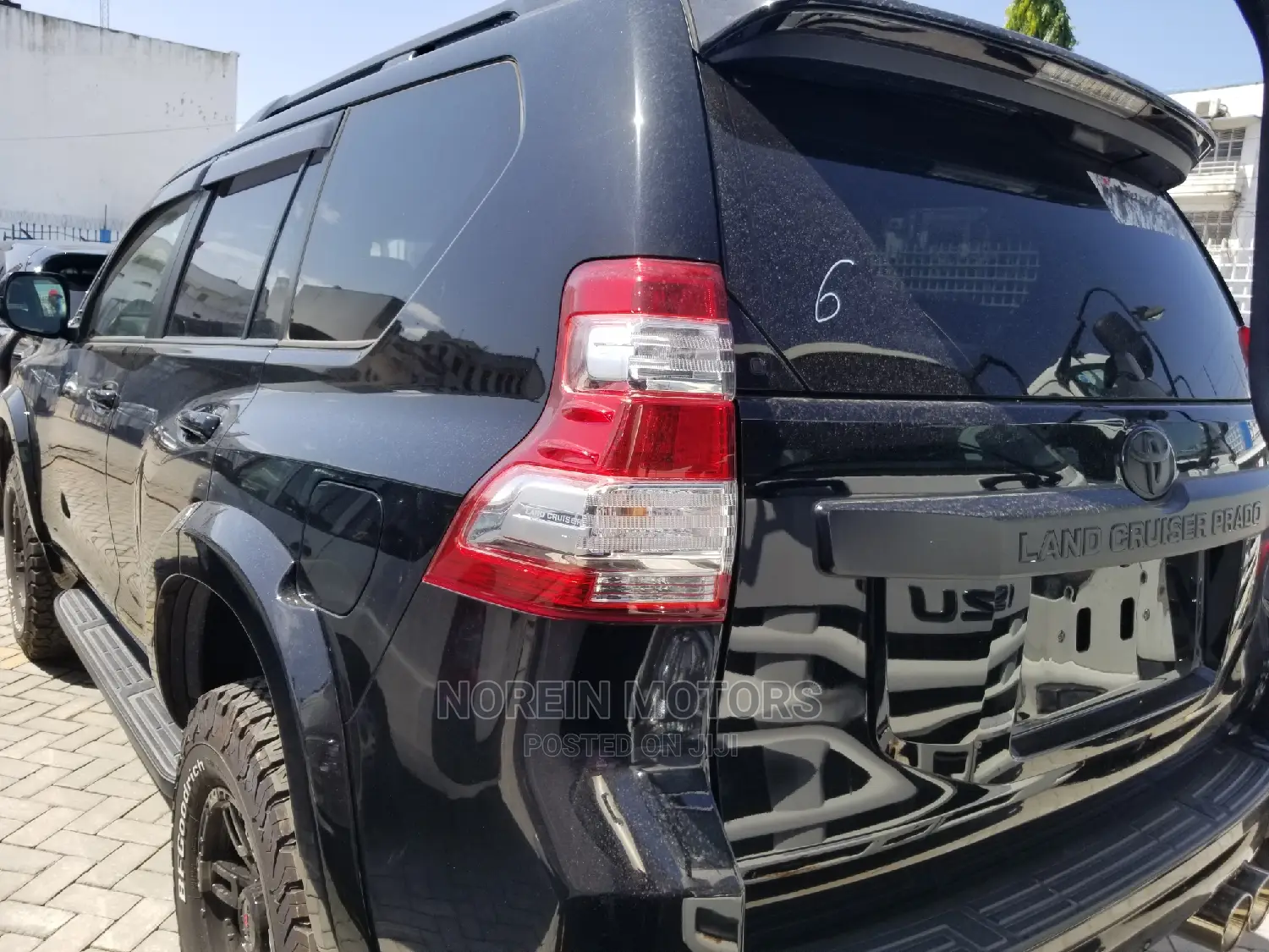 Toyota Land Cruiser Prado 2016 Black
