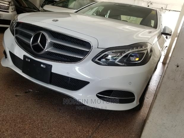 Mercedes-Benz E300 2015 White - thumbnail 2
